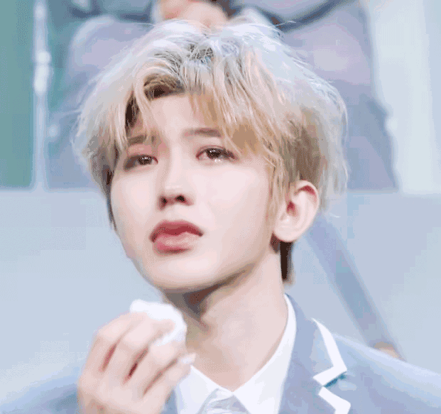 来自泡泡圈:                                     蔡徐坤 浏览